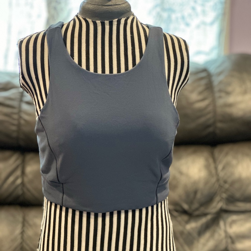 Lululemon sport bra